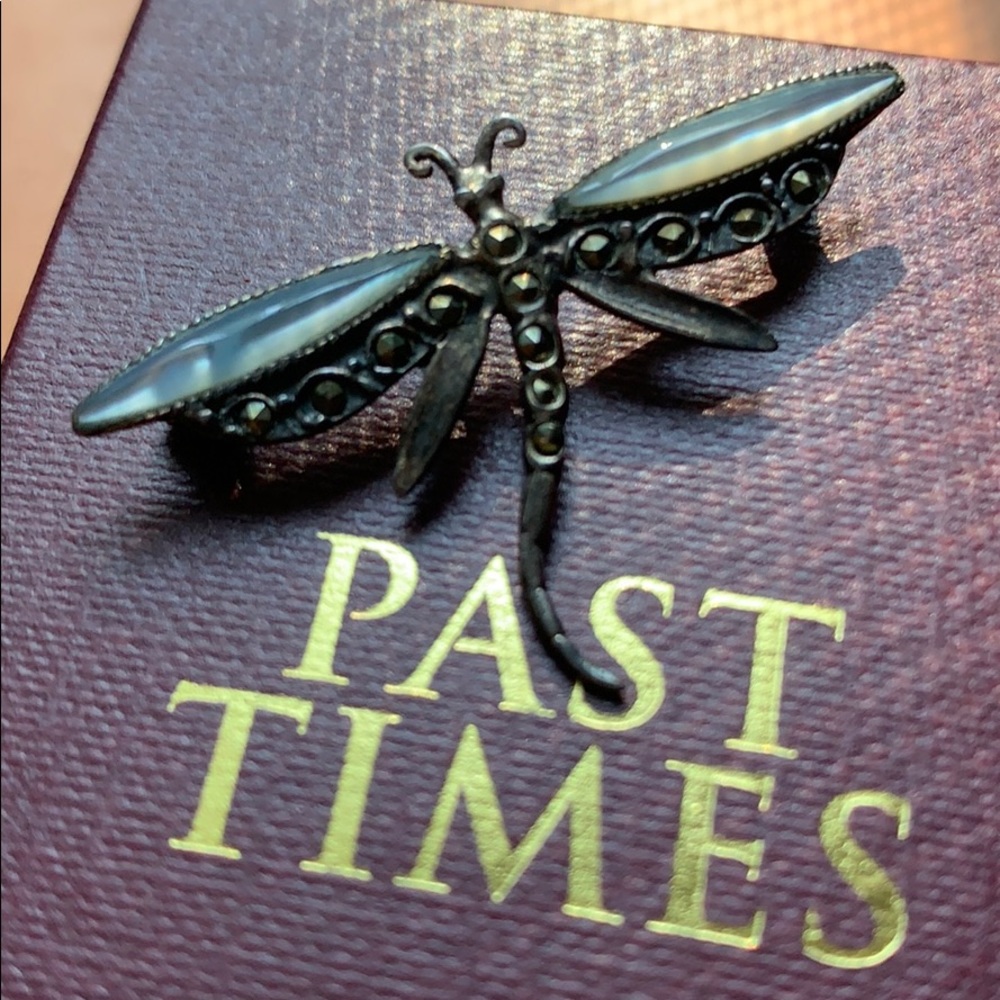 Past Times Dragonfly brooch sterling silver w/box